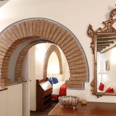 Loft In Termini-colosseum Рим